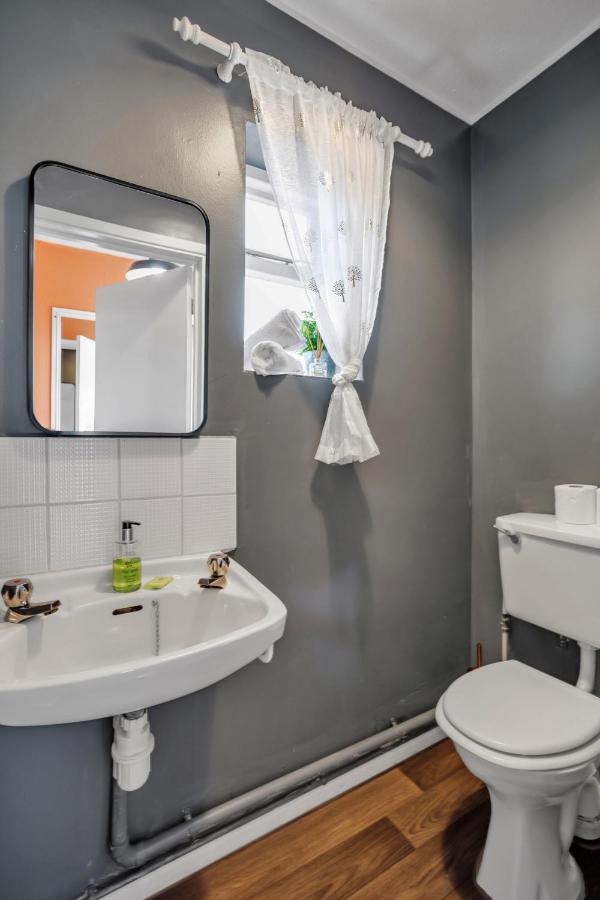 Perfect For Contractors - Canterbury - Free Parking - Ultra Wifi Esterno foto